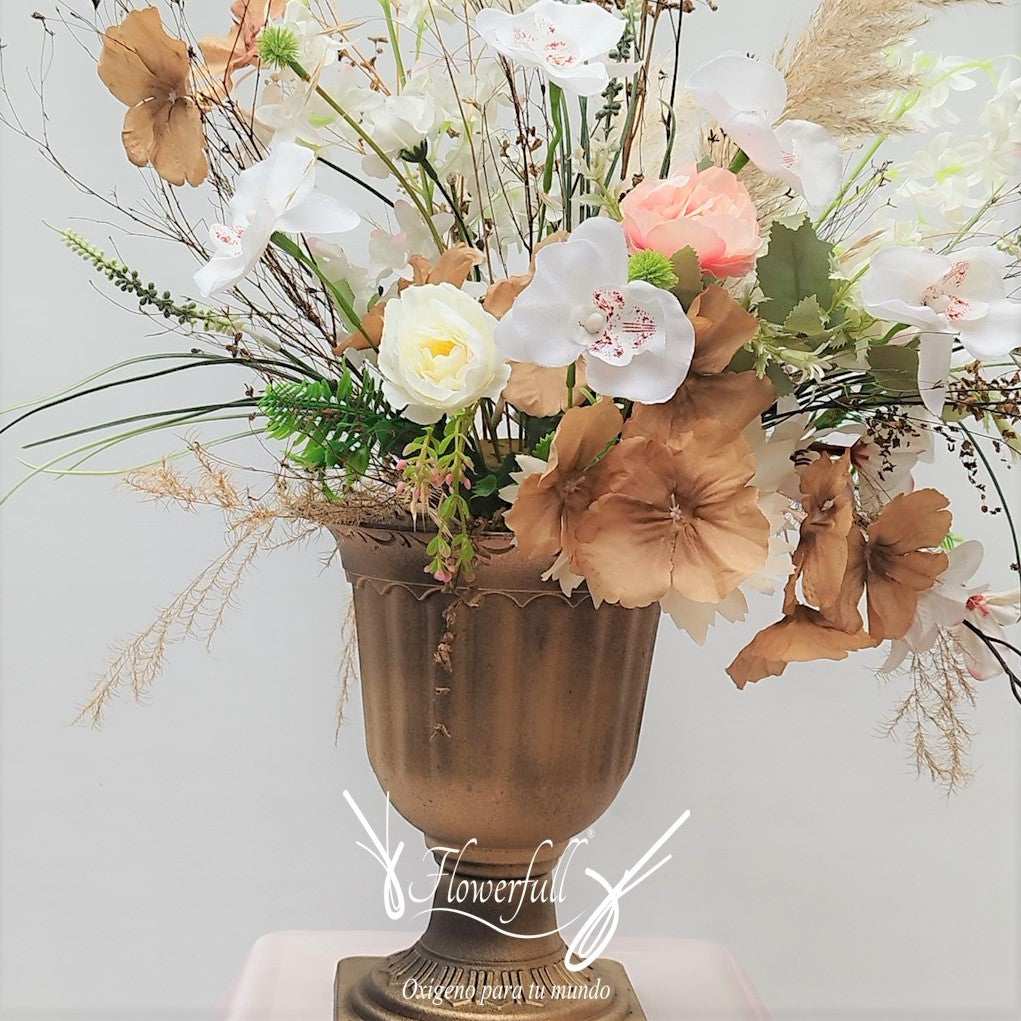 Elegant Roman centerpiece