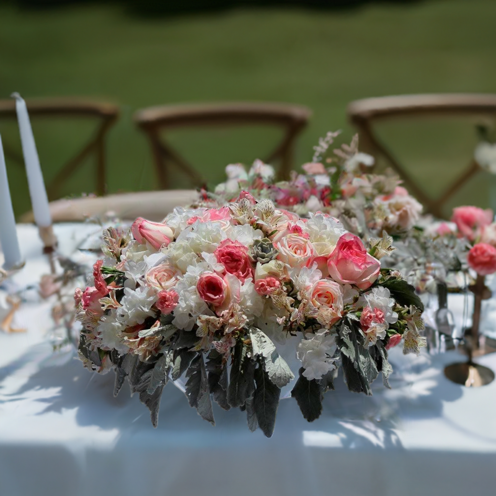Rosas y follaje gris| Centro de mesa