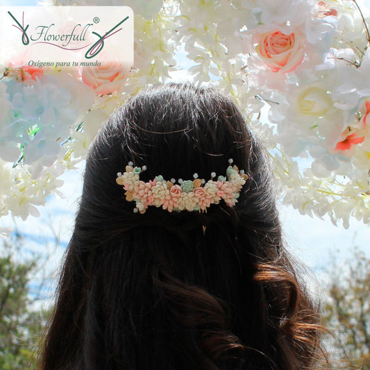 Kristal Azahar| Floral Comb